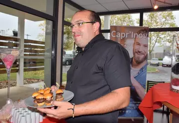 Le Capri Burger, né de la collaboration entre Capr’inov et l’entreprise niortaise Chollet Traiteur compte parmi les innovations de l’édition 2018 présentée aux visiteurs attendus nombreux.