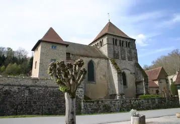 L'émission a choisi de mettre en valeur les boiseries de l'abbaye, qualifiée de "bijou" par les professionnels du voyage de l'émission.