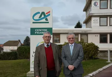 Jean-Claude Moreau vice-président de la Caisse régionale du Crédit Agricole Centre France et Alain Roland, membre du Comité de direction du Crédit Agricole Centre France.