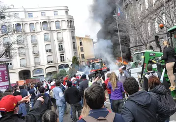 La Préfecture de Clermont prise d'assaut le 25 mars