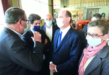 Julien Denormandie aux côtés du premier Ministre, Jean Casteix.