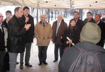 Les parlementaires ont écouté les revendications des producteurs de porcs.