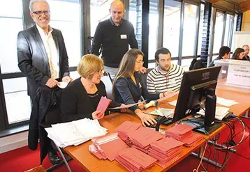 Le dépouillement en Haute-Loire.