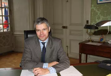 Laurent Wauquiez nouveau président de l'Association Nationale des Élus de la Montagne
