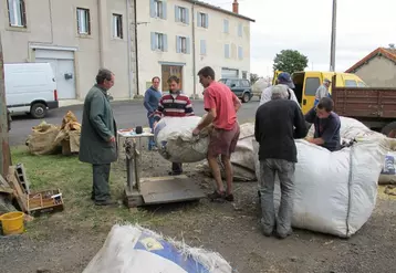 S’inscrire au 04 71 02 60 44 avant le 31 août.