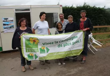 Les agriculteurs qui proposent un marché à la ferme.