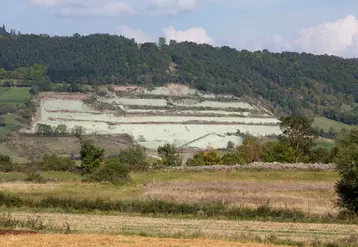 Le gisement d’argile verte, exploité par la société Argile du Velay est pérenne jusqu’en 2052.
