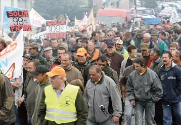 Ils étaient autour de 500 chasseurs à défiler dans les rues d’Aurillac, ce samedi 13 septembre, à l’appel de l’ADCCRS