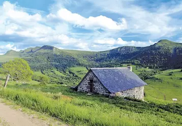 C’est dans le cadre idyllique du buron du Roc Labro que sera tourné le prochain film publicitaire de l’AOP cantal.