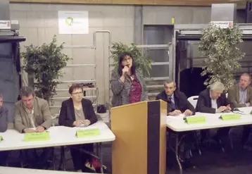 Michèle Chastang, présidente du Marché au cadran, a invité les éleveurs et les négociants à ne pas relâcher leurs efforts pour approvisionner un outil qu’ils se sont approprié. 