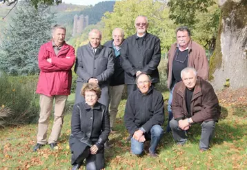 Réunis à Tournemire, les Greeters s’amusent à décrire avec passion leur territoire, forcément le plus beau...