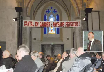 Le président de la FDSEA a rappelé lors du congrès du syndicat à Saint-Flour l’exaspération des éleveurs, qui ont multiplié leurs opérations.