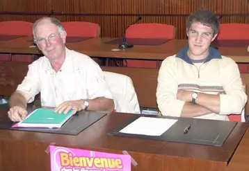 Christian Guy (FDSEA) et Olivier Molénat s’inquiètent de l’avenir de l’aide à la qualité du porc en zone de montagne.