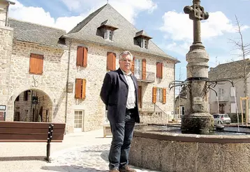 Christian Montin, maire de Marcolès, et prochainement président des Petites cités de caractère du Cantal. 