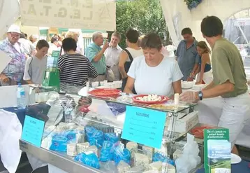 Entre 80 et 100 exposants sont attendus, dont bien sûr de nombreux producteurs de bleu d’Auvergne.