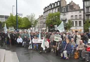 Les anciens exploitants ont organisé un “sit-in” devant la préfecture de Région.