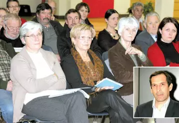 Bruno Desbuleux, directeur réseau et opération de l’AFM, est venu présenter aux bénévoles cantaliens les objectifs du Téléthon 2011.