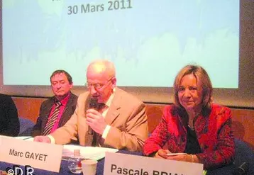 Autour de Marc Gayet, président de GDS France, étaient, notamment, présents Michel Combes, secrétaire général de GDS France et Pascale Briand, directrice générale de l’alimentation (DGAl).