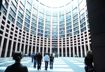 La cour intérieure du Parlement européen à Strasbourg.