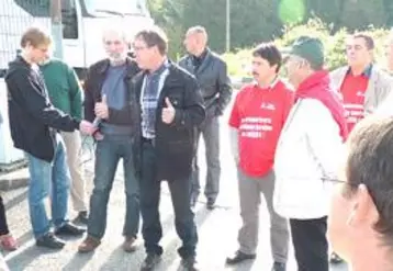 Face à face entre leveurs corréziens, haut-viennois et creusois et le directeur de l’usine Charal d’Egletons.