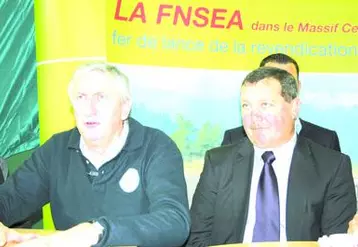 Jean-Michel Lemétayer, président de la FNSEA et Jacques Chazalet, président de la FRSEA Massif central.