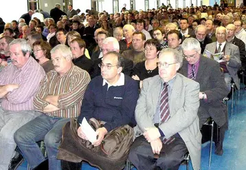 Les 750 élus cantonaux de la nouvelle structure régionale avaient à désigner parmi eux 9 administrateurs par département.