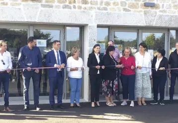 Vendredi 24 septembre a eu lieu l'inauguration officielle du nouveau bâtiment abritant à la fois les locaux de la chambre d'agriculture et ceux du Cerfrance.