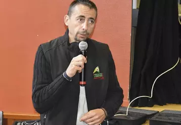 « L’objectif est de promouvoir une méthanisation au service de l’exploitation, et pas l’inverse », insiste Régis Perier, responsable du service Espaces, Territoires, Environnement à la chambre d’agriculture de l’Ardèche, lors d’une journée technique sur le sujet.