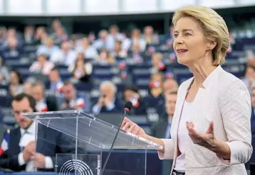 En matière agricole, Ursula von der Leyen propose de lancer une nouvelle « stratégie de la ferme à la fourchette » sur l’alimentation durable.