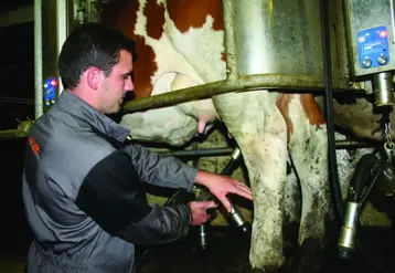 Yannick Navarro a décidé en 2009, année de crise laitière, de parier sur la transformation fromagère.
