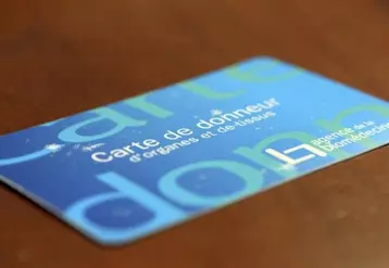 Faire connaître sa position est la meilleure façon de s’assurer que sa volonté sera respectée. On peut se procurer une carte de donneur, téléchargeable par exemple sur le site de l’agence de la biomédecine.