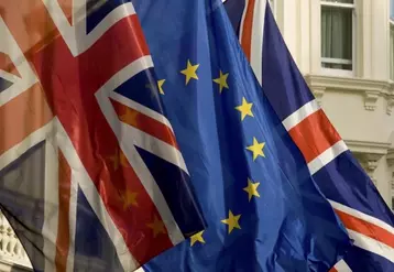 Alors que le Royaume-Uni ne souhaite pas retirer son projet de loi qui remet en cause l’accord signé il y a un an avec l’UE, la présidente de la Commission européenne a appelé une énième fois Londres, le 16 septembre lors du discours sur l’état de l’Union, à respecter ses obligations internationales.