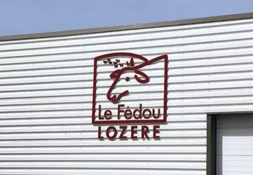 Installée sur le causse Méjean depuis ses débuts dans les années 1970, la fromagerie Fédou ne cesse de se renouveler et d'imaginer de nouveaux futurs sur son territoire d'origine.