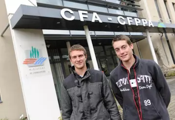 Deux élèves du CFA: Maxime Salvan et Pierre Valentin.