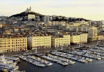 Depuis 2018, la métropole de Marseille-Aix-Provence s’est entendue avec le pays d’Arles – et son pôle d’équilibre territorial et rural (PETR) – pour faire cause commune sur la relocalisation de l’alimentation.