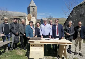 La signature du contrat territorial zones humides du PNR Aubrac