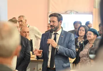 Fabrice Pannekoucke président de la Région Auvergne-Rhône-Alpes.