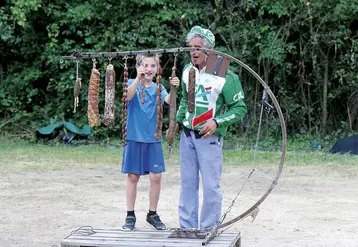Une harpe à saucisse