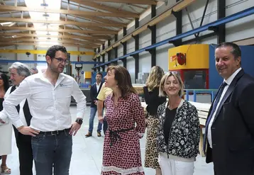 Gaëtan Maliges, Carole Delga, Patricia Brémond, Laurent Suau en visite à la SAS Maliges