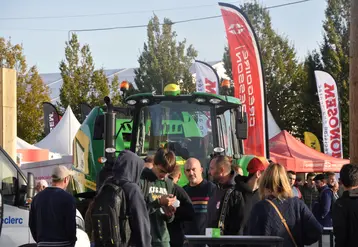 Le Sommet de l'Elevage est le rendez-vous annuel de tous les constructeurs de matériel agricole.