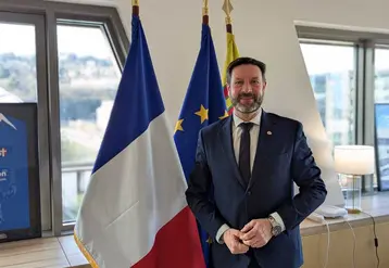 Fabrice Pannekoucke président de la région Auvergne-Rhône-Alpes.