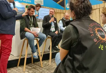 Opération anti-gaspi sur le stand de la Région en partenariat avec Solaal Aura et le chef Jean Covillault.