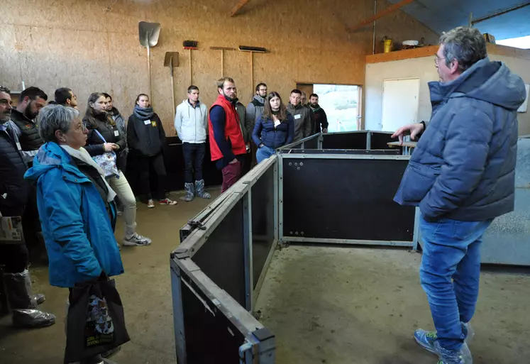 À l’occasion des 3èmes Journées techniques ovines, soixante-dix participants se sont retrouvés sur le site génétique et expérimental de Paysat-Bas.