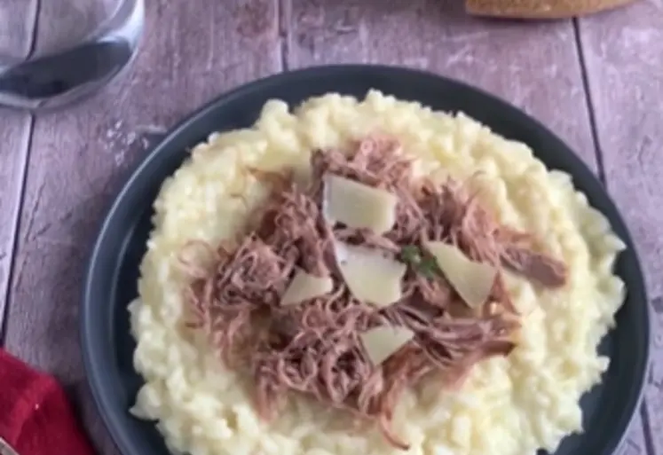 <em class="placeholder">Risotto à l’Ossau-Iraty et effiloché d’agneau</em>