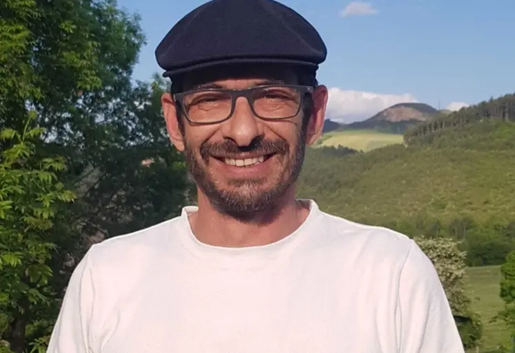 <em class="placeholder">Baptiste Barrère</em>