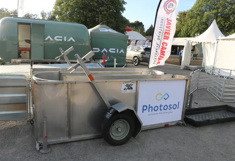 <em class="placeholder">Pédiluve coudé Pastor&#039;Initiatives </em>