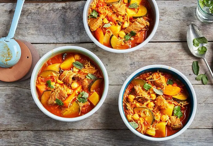 Trois bols de soupe chorba