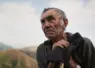 Un berger regarde au loin, extrait du film "Shoot the bear"