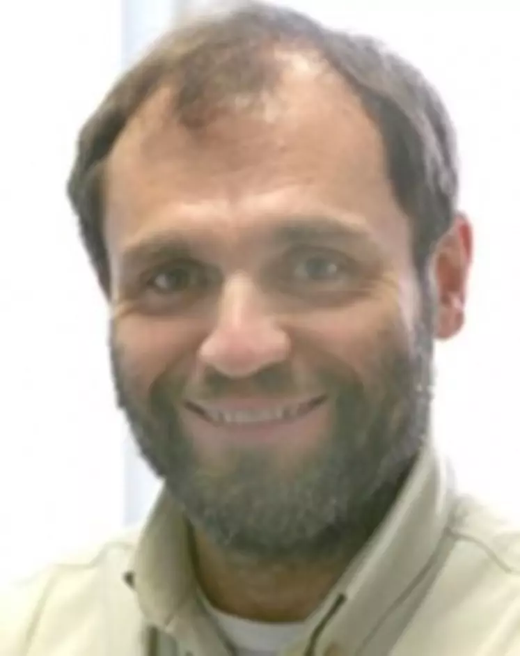 RAYMOND NOWAK : "Pour un éleveur, la conclusion est intéressante et permet de valoriser la présence des brebis vides non réformées de l'élevage." © DR