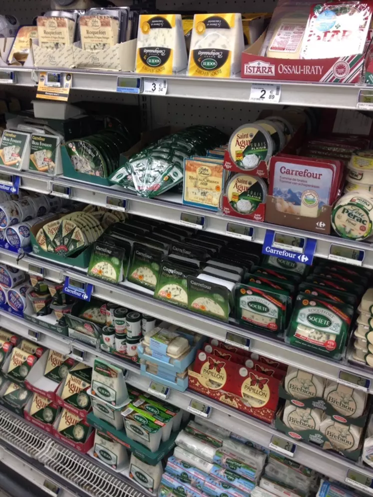 Les consommateurs ont délaissé pour 11,4 % de leurs achats en fromage de chèvre au profit de la brebis.